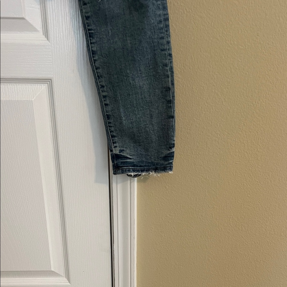 PURPLE BRAND Distressed Ripped Jeans - Picture 6 of 7
